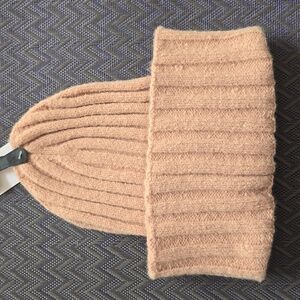 SONOMA BRAND WOMEN'S WARM TAN WINTER BEANIE HAT ONE SIZE FITS MOST